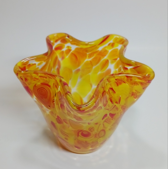 Vintage Handblown Orange and Red Wavy Vase - Picture 2 of 6